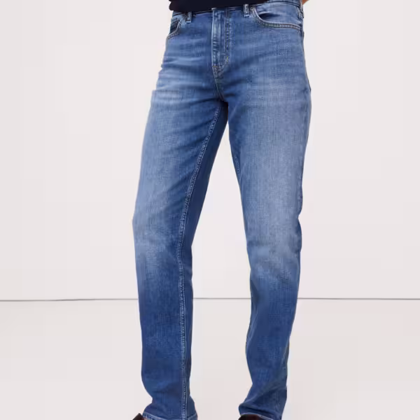 Banana Republic Slim Athletic Traveler Jean - Medium Wash