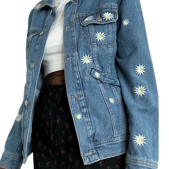 Alternative view of Bagatelle Women Daisy Floral Denim Jacket